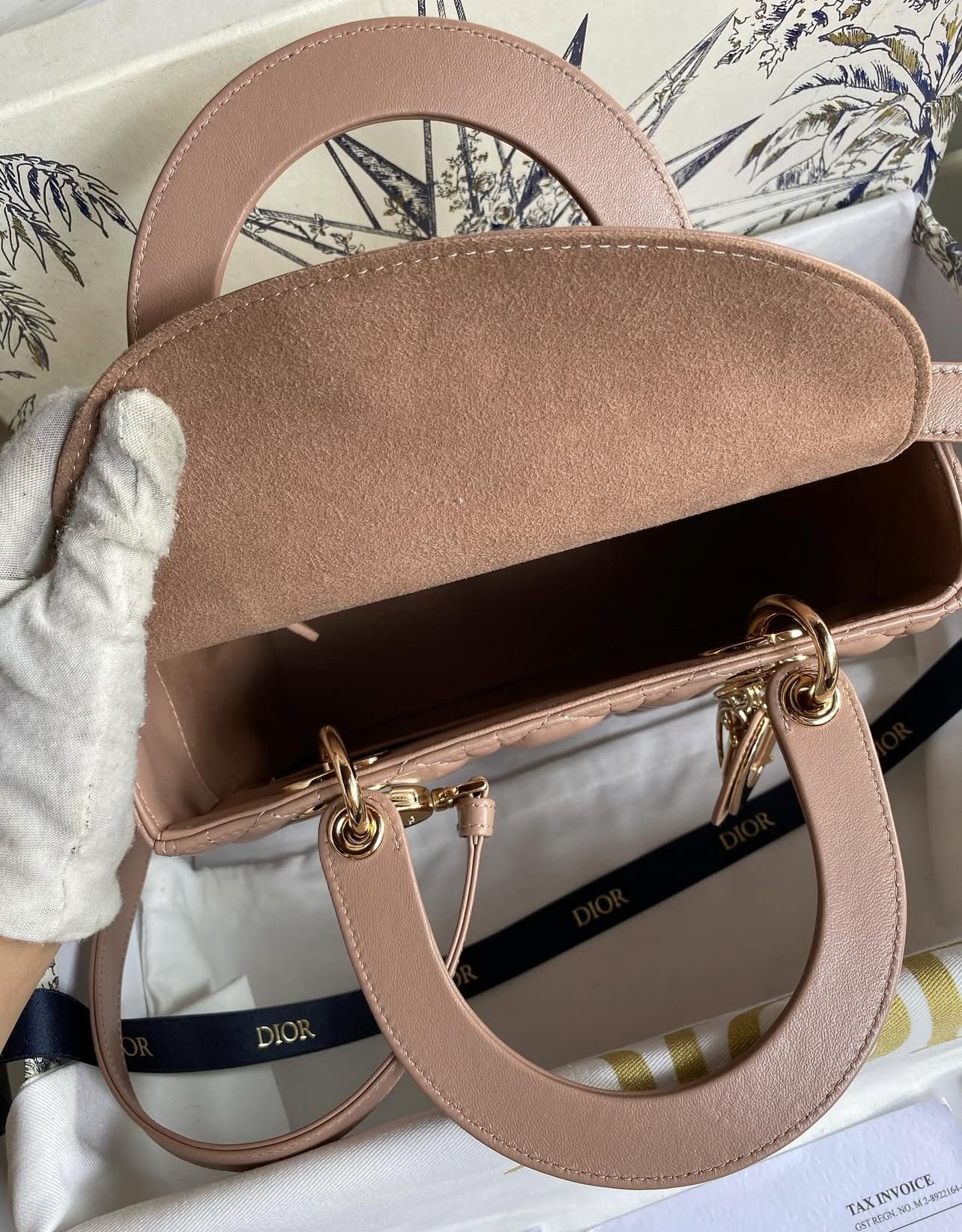 Lady Dior bag Medium Cannage Lambskin In Nude Pink  - foto 7