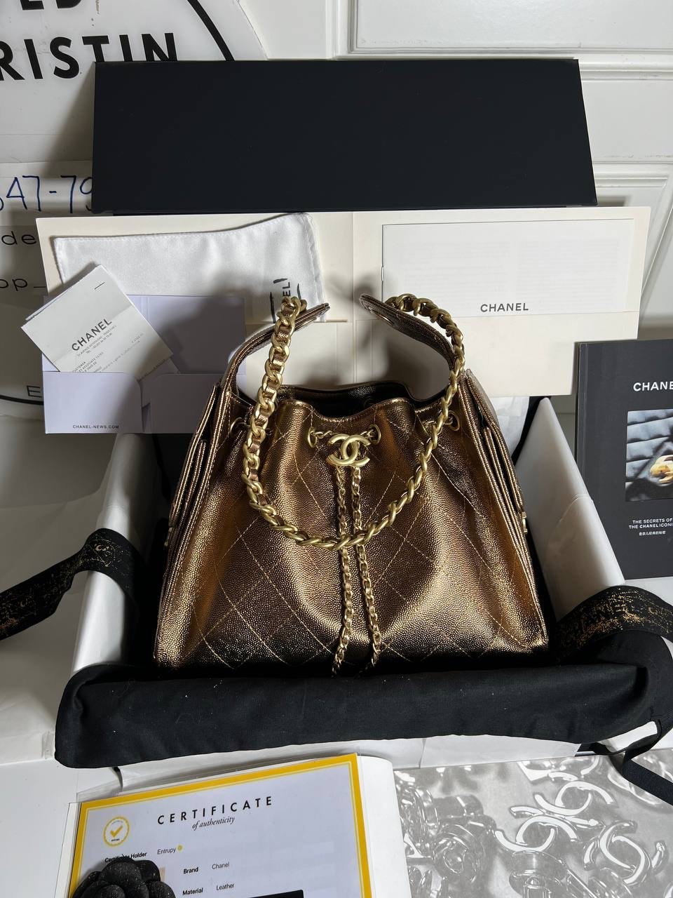 C25 Small Handbag Caviar Leather Bronze Metallic Ghw - foto 2