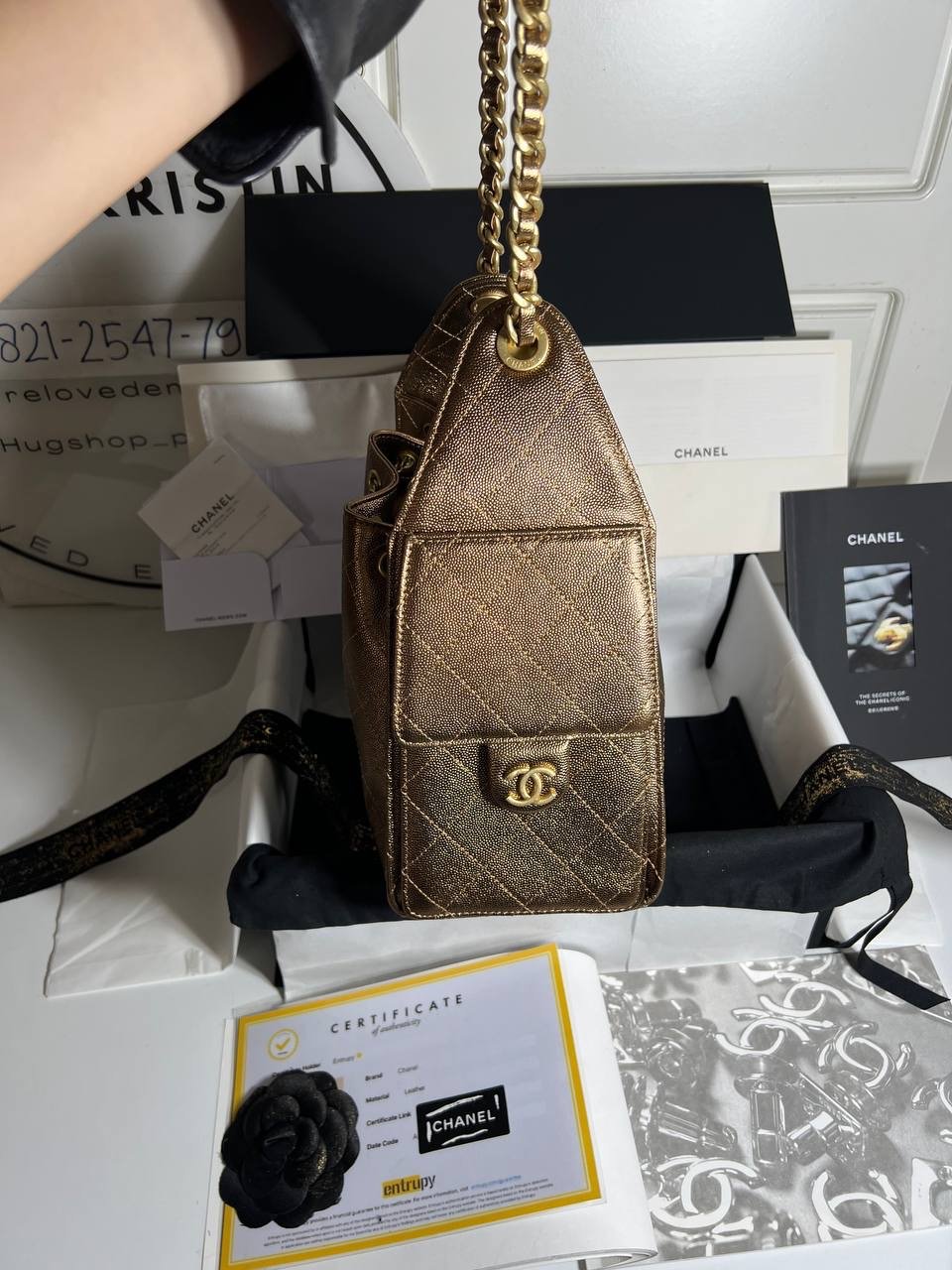C25 Small Handbag Caviar Leather Bronze Metallic Ghw - foto 3