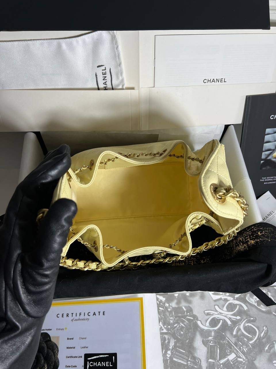 C25 Small Handbag Caviar Leather Light Yellow Ghw - foto 5