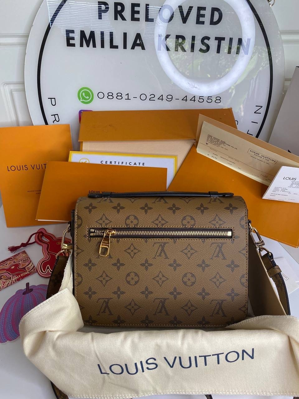 Pochette Metis Reverse Monogram Canvas Crossbody Bag - foto 4