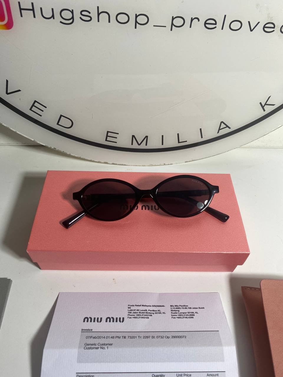 Black Bold Oval Frame Sunglasses with Dark Grey Lens